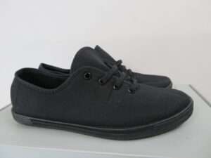 Zwarte comfort schoenen van Fabrique met elastomeren en soepele pasvorm