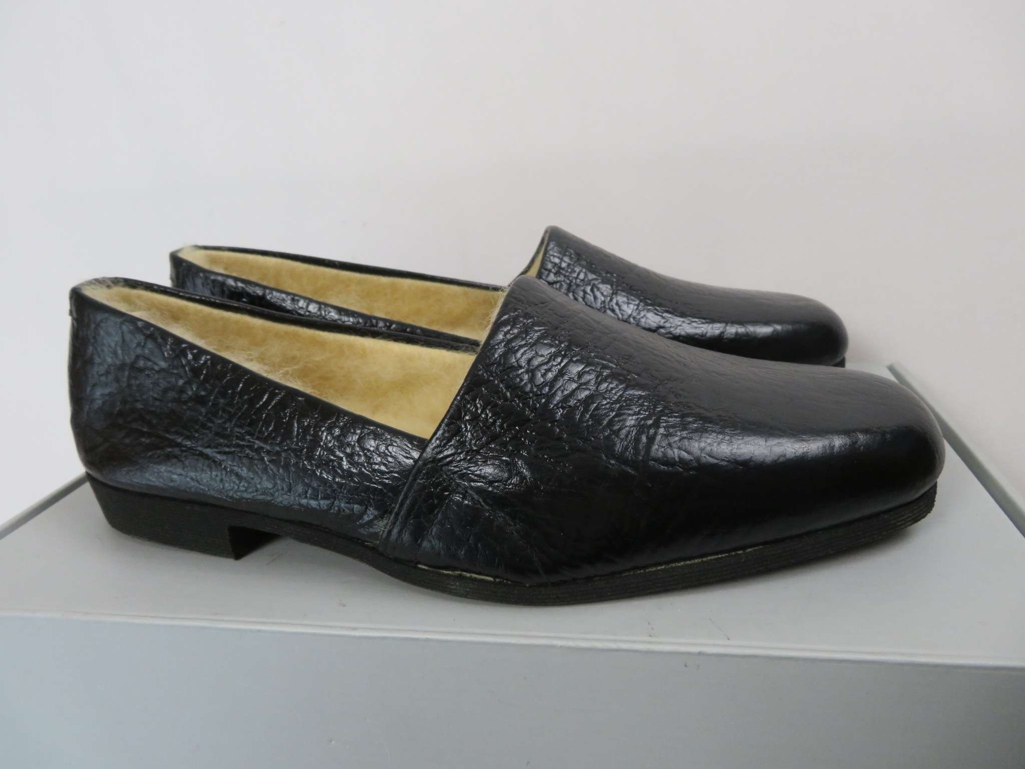 Zwarte bontgevoerde herenschoenen voor winter en outdoor gebruik